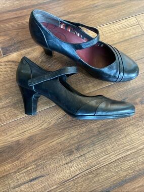 Abeo Black Mary Jane Heel Shoes